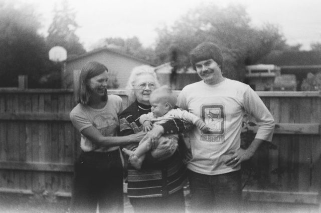 Фотограф купив на барахолці стару камеру та виявив рідкісні кадри - фото 178759