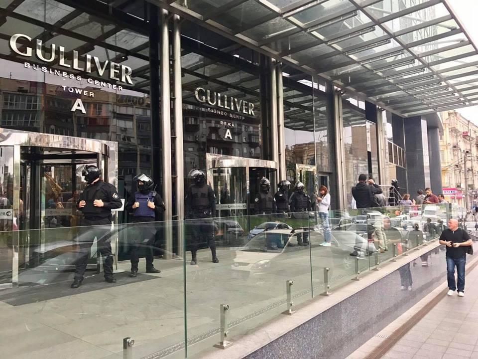 В редакції холдингу "Вести" обшук: з'явилися фото - фото 1