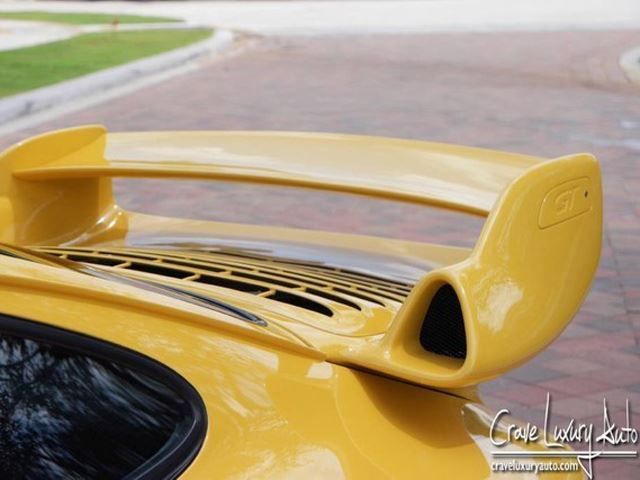 Розкішний люксовий Porsche виставлений на продаж - фото 179797