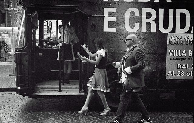 Неаполь, який не бачать туристи: вражаючі фото - фото 180899