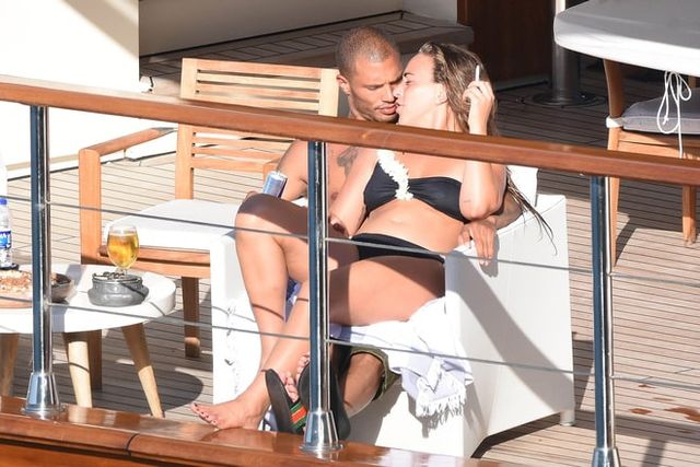 Дружина "найкрасивішого злочинця" подала на розлучення після його зради - фото 180330