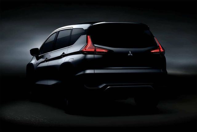 Кросовер Mitsubishi Expander приготувався до прем'єри - фото 182465