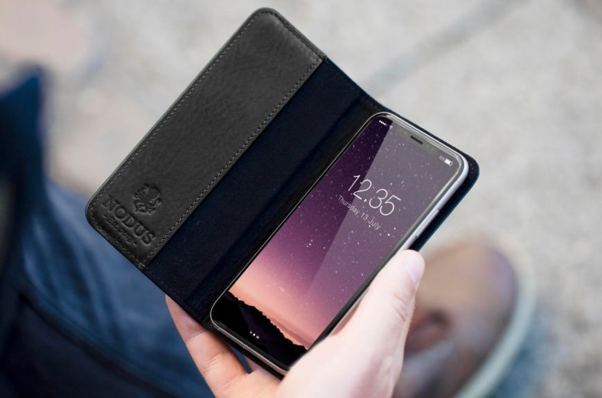 Phone 8 - фото 1