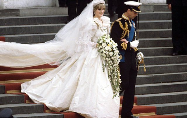 У ЗМІ опублікували ексклюзивні фото принцеси ДІани - фото 1