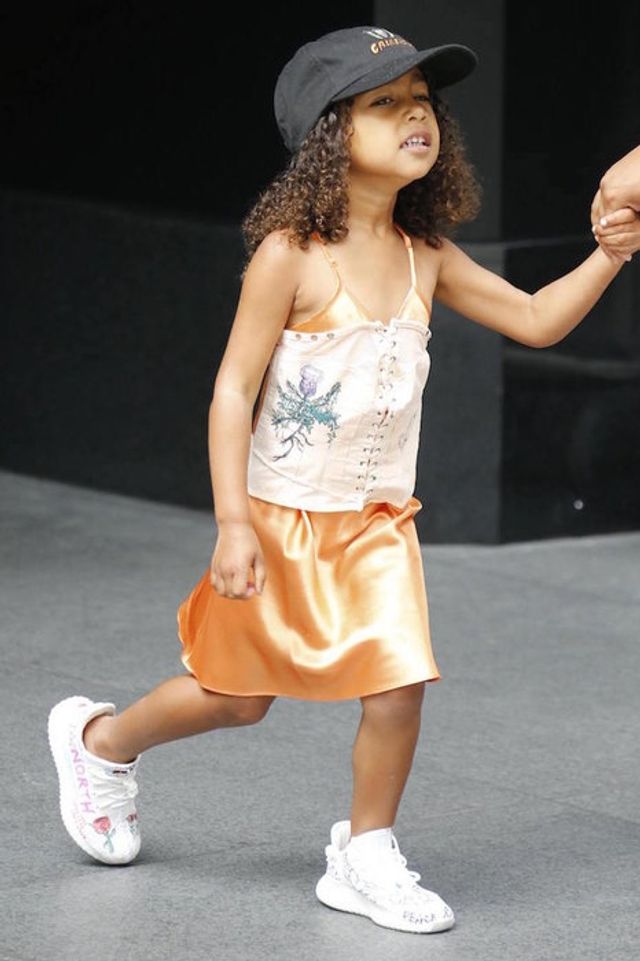 Кім Кардашян розчарувала фанів несподіваним образом: фотофакт - фото 181124