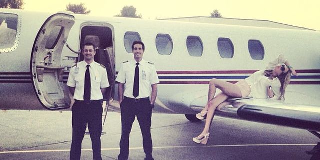 Як за рисами обличчя визначити, скільки заробляє людина? - фото 182205