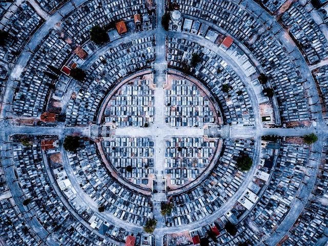 Приголомшливі знімки переможців конкурсу фотографій, зроблених із дронів - фото 180307