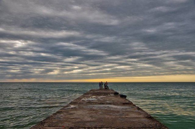 Фотограф показала фантастичне море Одеси: вражаючі фото - фото 179951