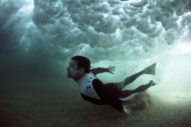 Проти хвиль: потужні фотографії, від яких перехоплює дух - фото 178334