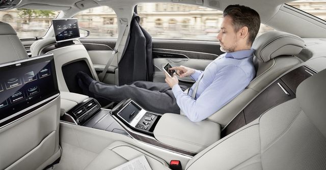 У Барселоні представили нову розкішну Audi A8 - фото 180521