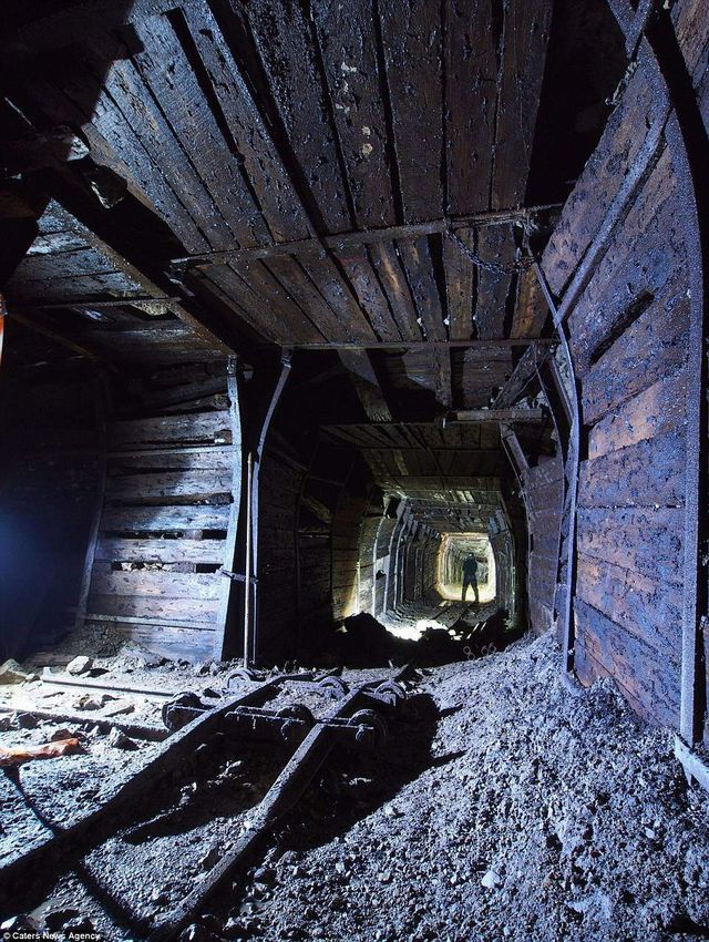 Фотограф показав підземні загадки Великобританії - фото 184564