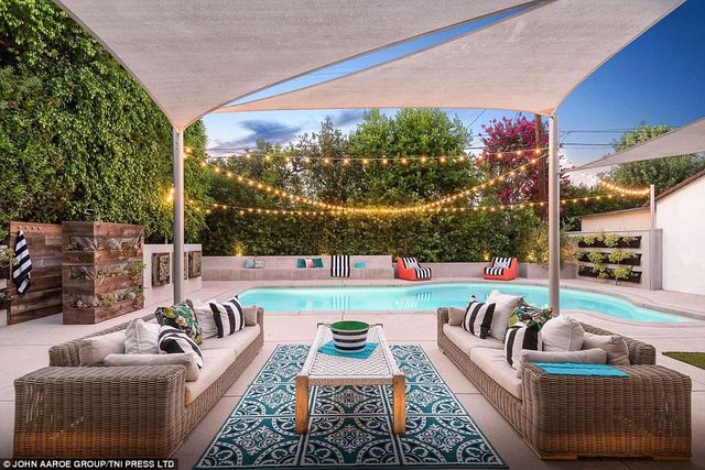 Зірка "Гри престолів" продає свій казковий дім у Каліфорнії - фото 182562