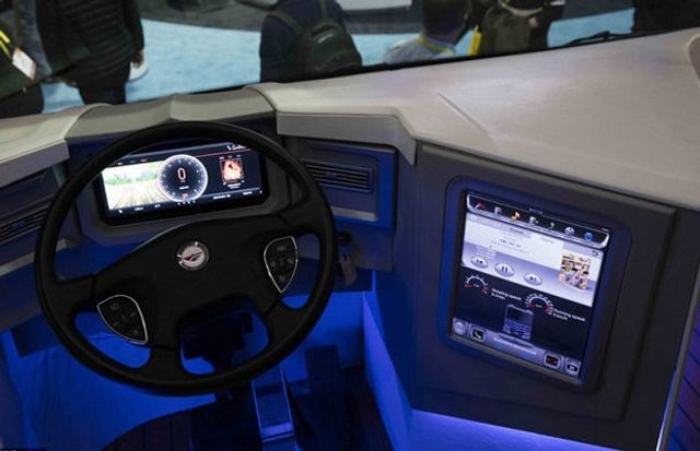 Розкішний будинок на колесах представили на виставці в Лас-Вегасі: шикарні фото - фото 183952