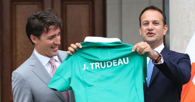 Прем'єр Ірландії зустрів Трюдо в канадських шкарпетках - фото 178829