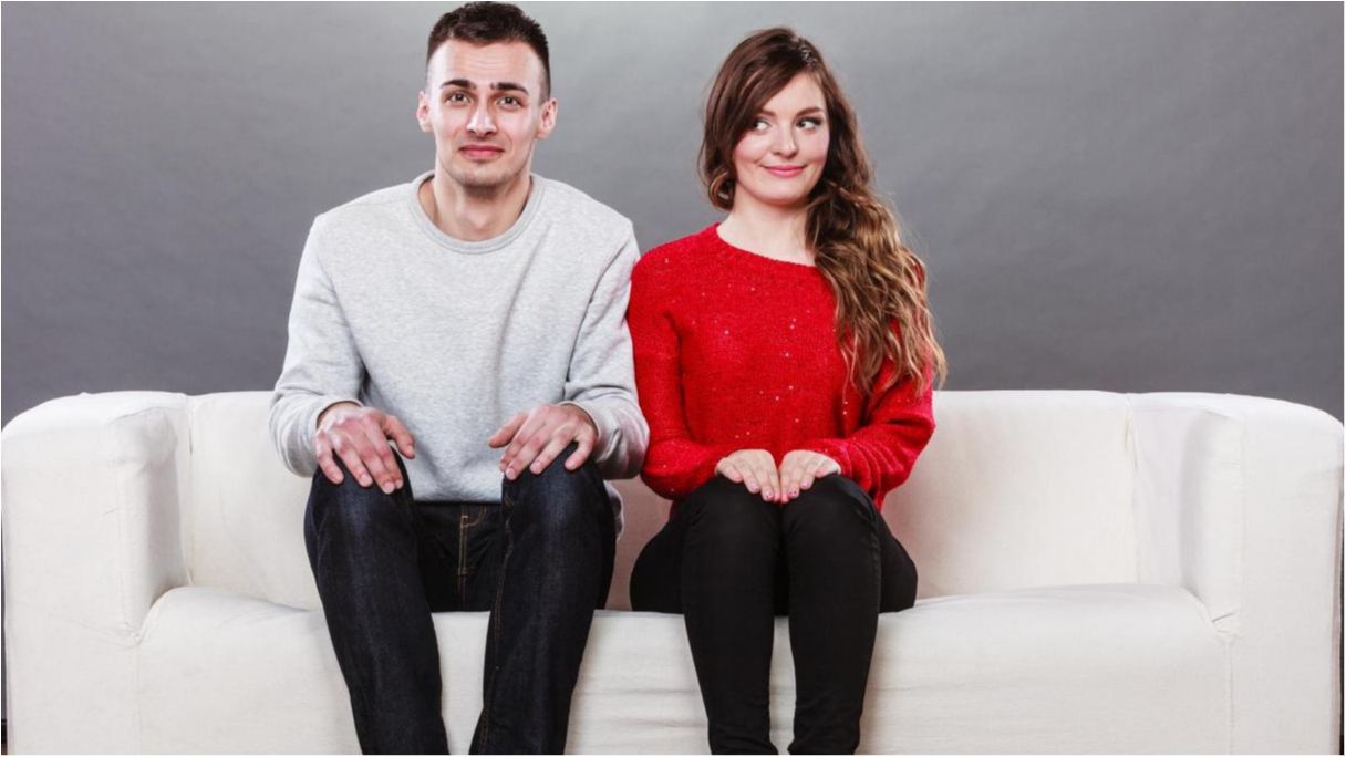 Куди дивляться чоловіки та жінки, коли оцінюють співрозмовника