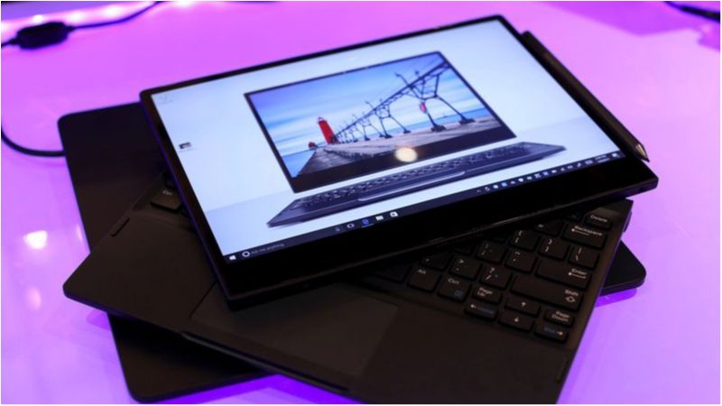 Випущено перший у світі ноутбук із бездротовою зарядкою