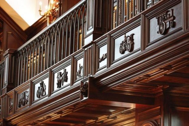 Як виглядає елітний гараж для розкішних авто: ефектні фото - фото 184960