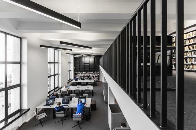 Як виглядає оновлена Національна бібліотека Литви: ефектні фото - фото 178782