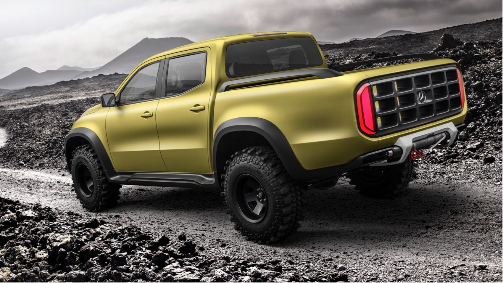 Mercedes-Benz показав свій перший серійний пікап