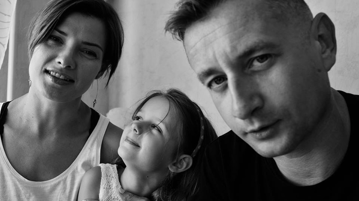 Сергій Жадан показав свою сім'ю у чарівній фотосесії - фото 1