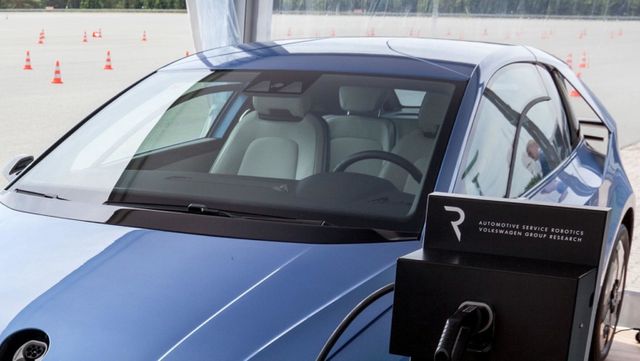 Як виглядає електрокар від Volkswagen - фото 178458