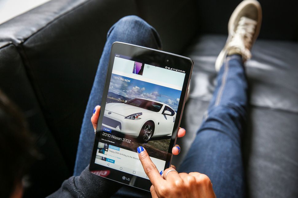 LG представила тонкий планшет G Pad IV 8.0