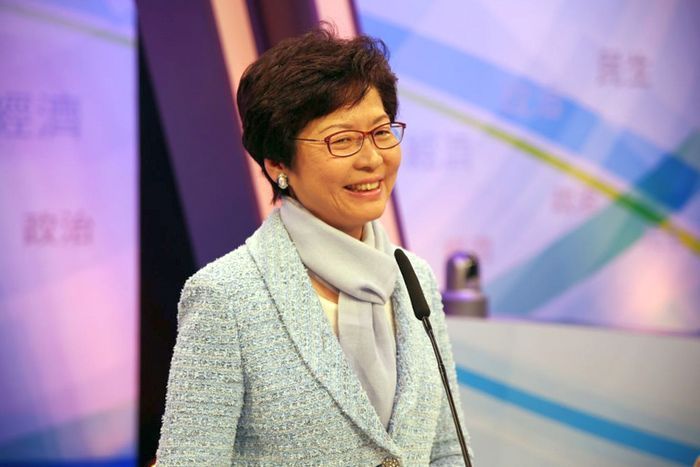 Уперше в історії Китаю жінка очолила Гонконг