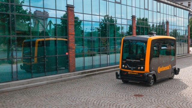 На Франкфуртському автосалоні буде представлено роботизоване таксі - фото 184985