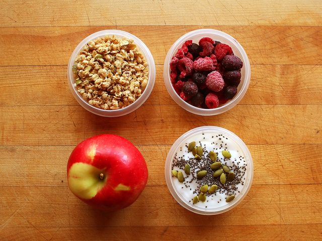 Медики розповіли про приховану користь звичайної малини - фото 179359