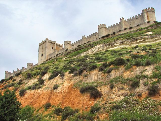 10 найдивовижніших замків Іспанії - фото 183544