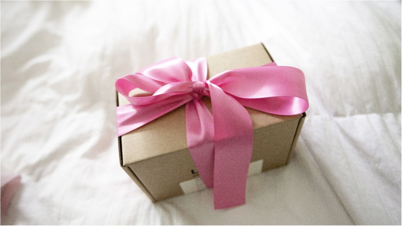 Чому так приємно робити подарунки?