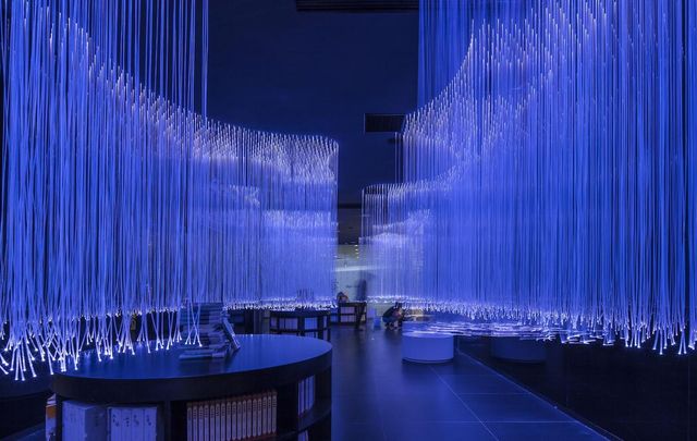 Книжковий магазин майбутнього у Китаї: вражаючі фото - фото 183324