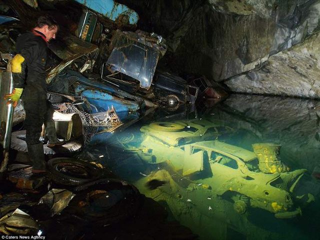 Фотограф показав підземні загадки Великобританії - фото 184562