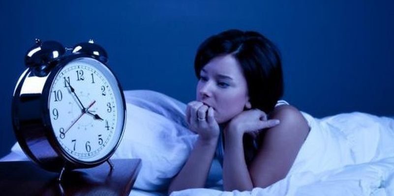 Як боротися з безсонням під час літньої спеки