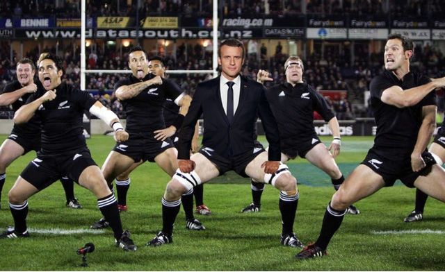 Перший офіційний знімок Макрона став новим мемом: курйозні фотожаби - фото 178535