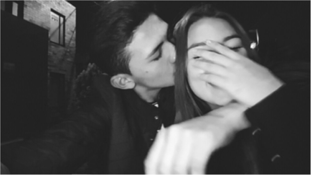 Психологи вияснили цікавий факт про лівшів і правшів