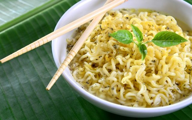 Вживання цих продуктів викликає спрагу - фото 178839