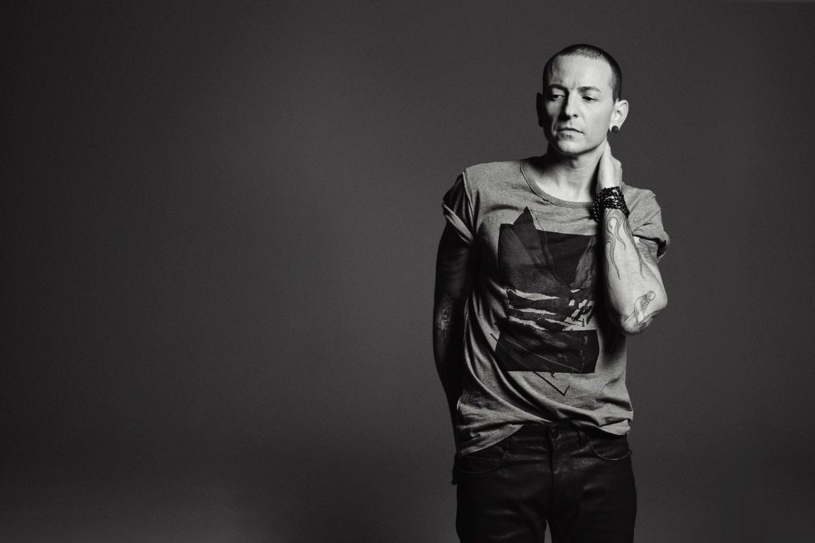 Алкоголь, наркотики і шестеро дітей. Факти про Честера Беннінгтона, яких ви не знали