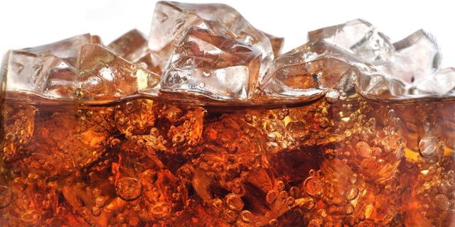 Вживання цих продуктів викликає спрагу - фото 178838