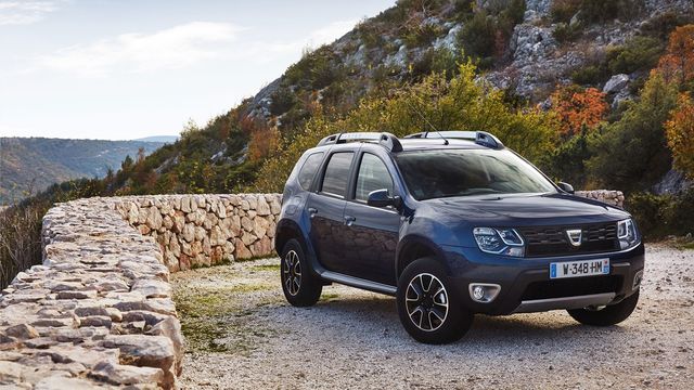 Бюджетний кросовер Dacia Duster протестували в Іспанії - фото 180082