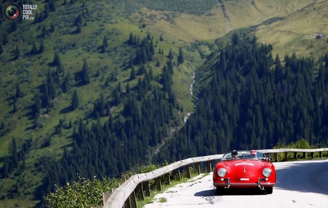 Змагання класичних авто в Альпах, на які можна дивитися вічно - фото 184912