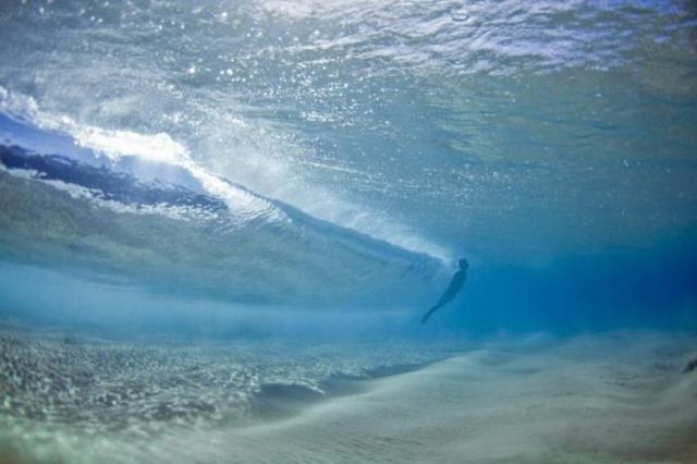 Проти хвиль: потужні фотографії, від яких перехоплює дух - фото 178316