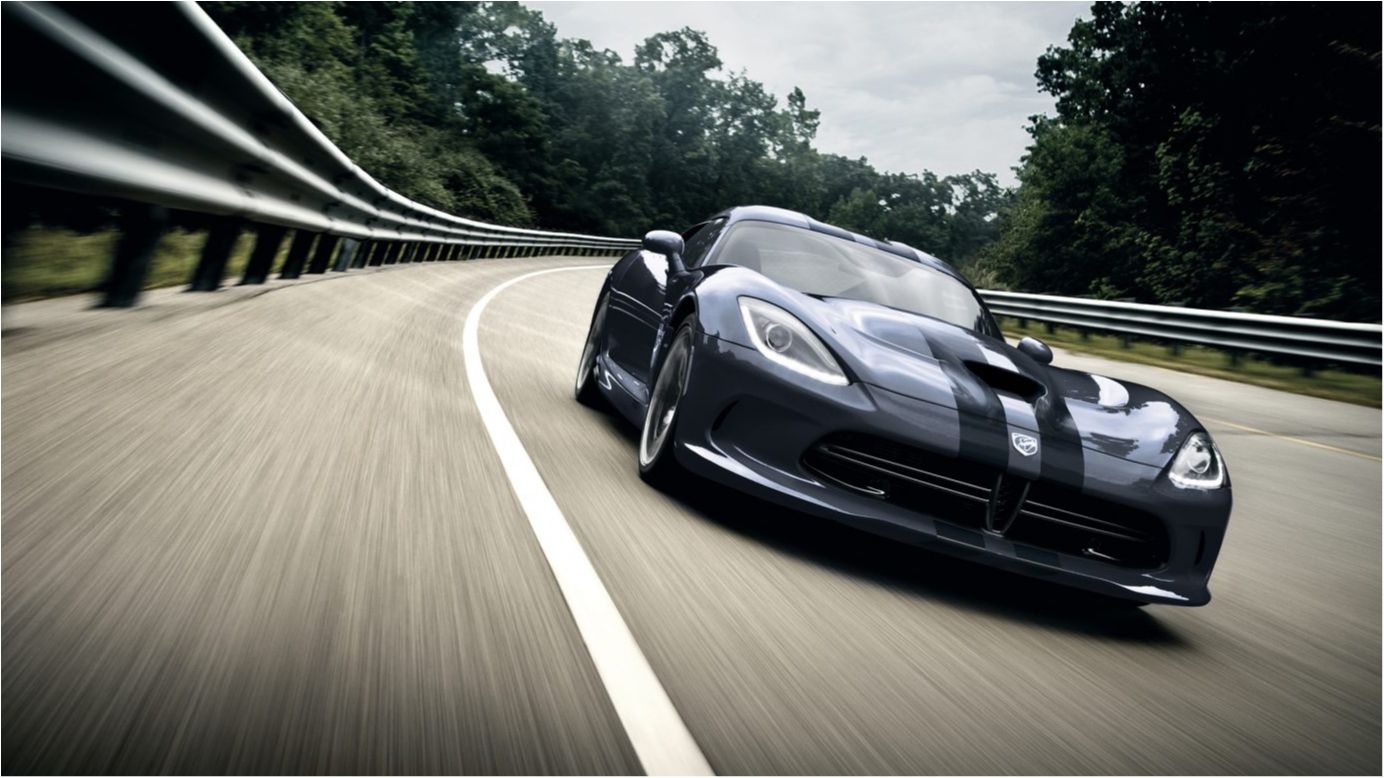 Коли вийде останній в історії розкішний Dodge Viper