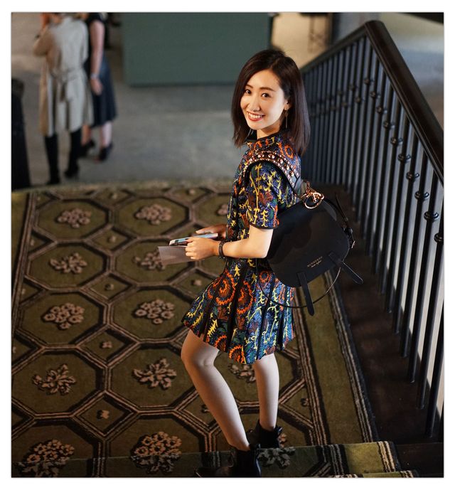 Ось як китаянка продала 100 автомобілів Mini Cooper за 5 хвилин! - фото 184321