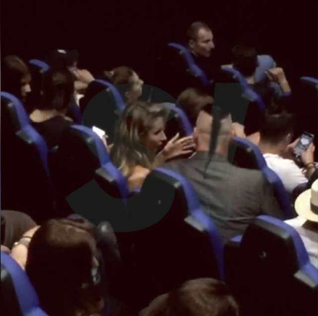 Лідер Rammstein сходив у кіно з відомою українською співачкою: фотофакт - фото 185158