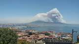 Схили вулкану Везувій охопило полум'я: моторошні фото та відео