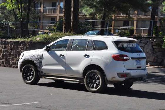 Оновлений Ford Bronco 5: шпигунські фото - фото 190719