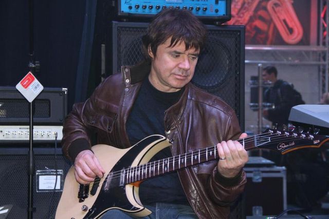 У Москві безслідно зник відомий співак - фото 189606