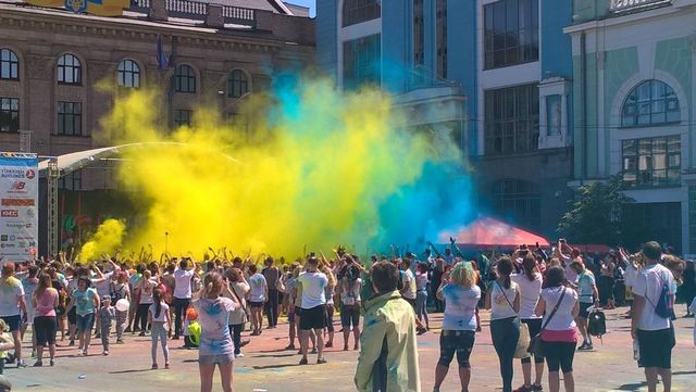 ТОП-10 фото з прапором України, які перемогли у конкурсі Радіо МАКСИМУМ - фото 191145