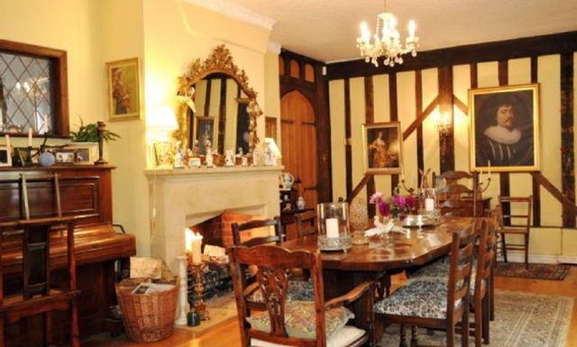 Рідний дім Гаррі Поттера виставлений на продаж - фото 187777